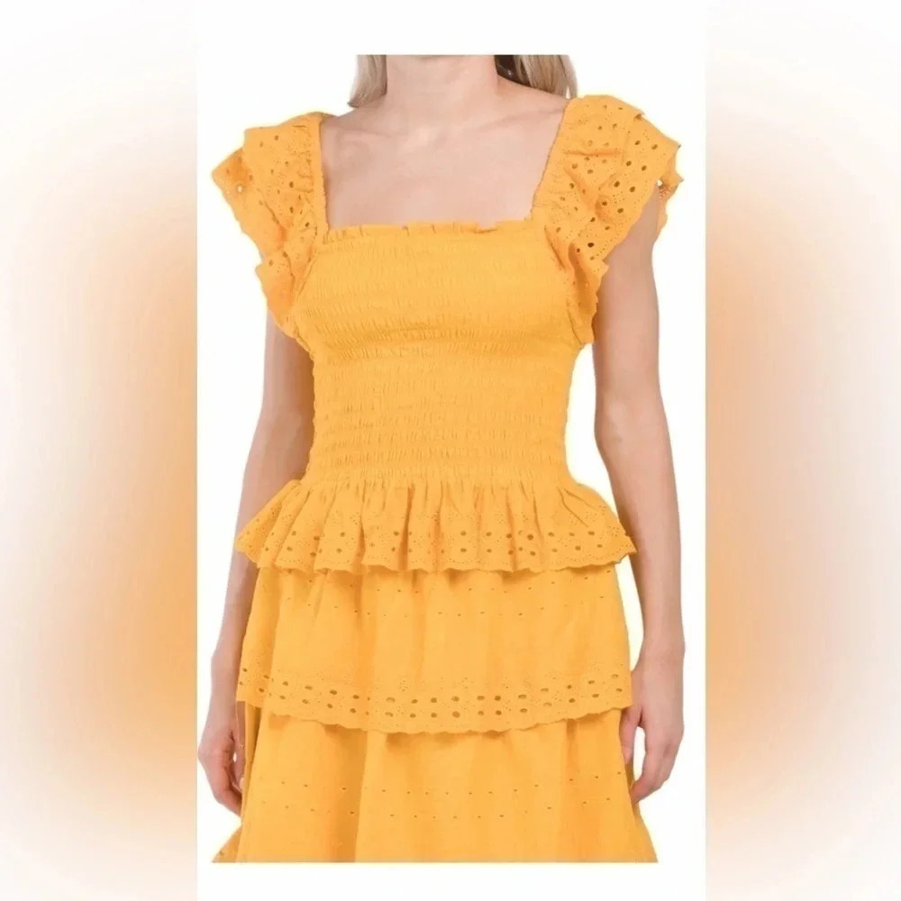 HOUSE OF HARLOW 1960 Smocked Eyelet Top Color Mustard Size M